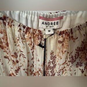 Andrée By Unit Long Sleeve Short Dress